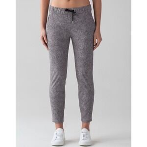 Lululemon On The Fly 7/8 Pant Luxtreme Speckled Travel Pants Womens 4 Athleisure